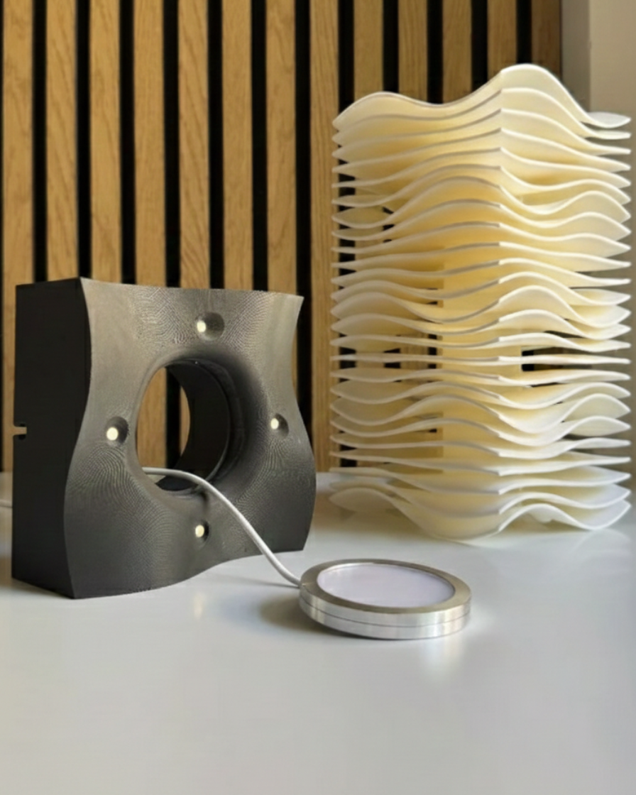 Aqua: Lampada di Design 🌊