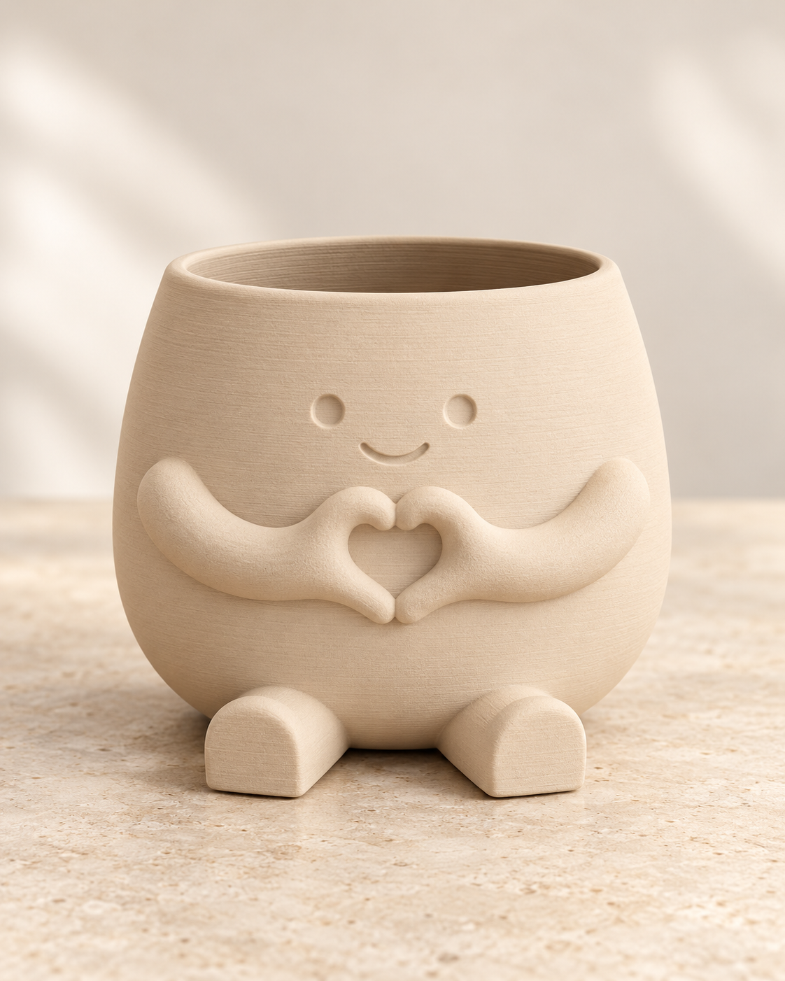 Amico - vaso con mani a cuore - beige - immagine illustrativa