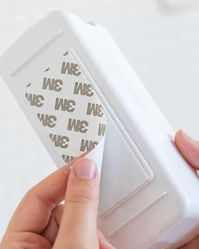 Dentify – Dispenser di Dentifricio con Portaspazzolino