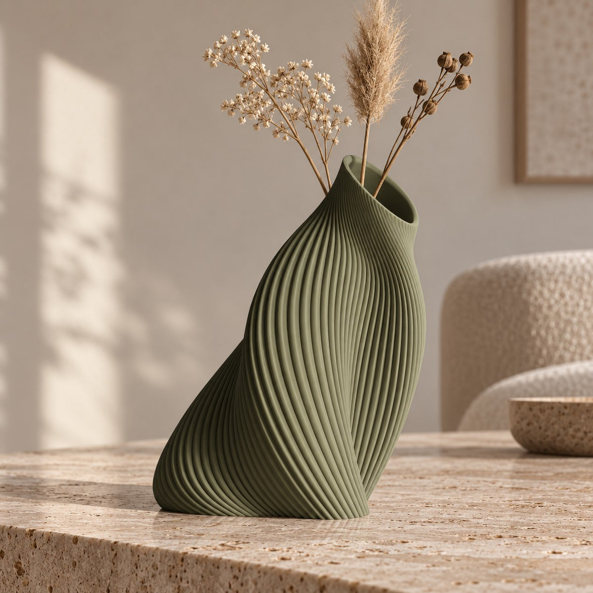 FLUVA Verde oliva, altezza prevista 25 cm, composizione di fiori secchi - visualizzazione illustrativa