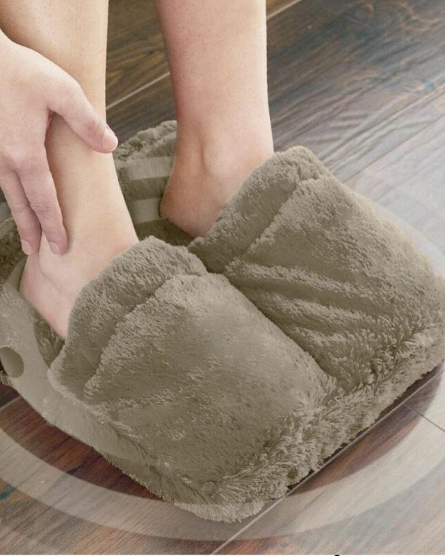 FootRelax™ – Massaggiatore Morbido Riscaldante per Piedi